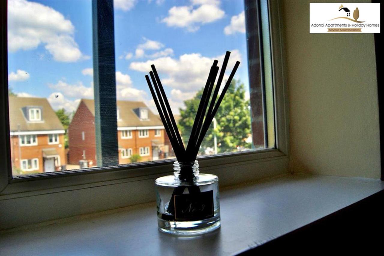 2 Bedroom Apartment At Dagenham , Adonai Serviced Accommodation, Free Wifi And Parking Экстерьер фото